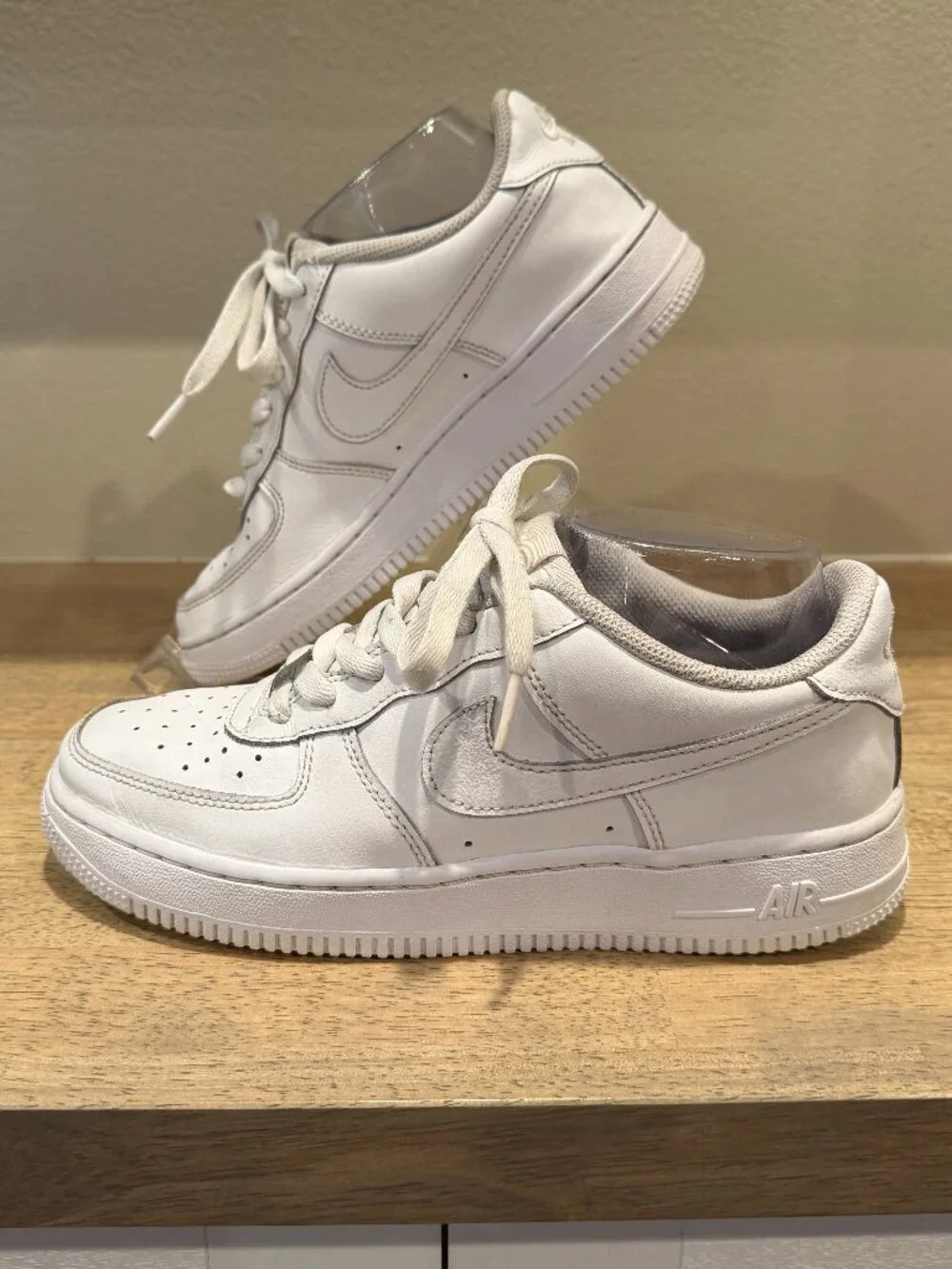 Nike Air Force 1 Low White GS Sneakers Size 5.5Y / W7